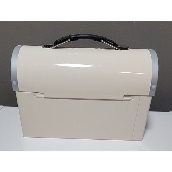 Bullseye Playground “HAPPY Camper” Lunch Box - Picture 3 of 6